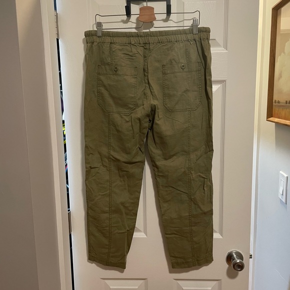 Free People Green Cropped Pants - Picture 4 of 4